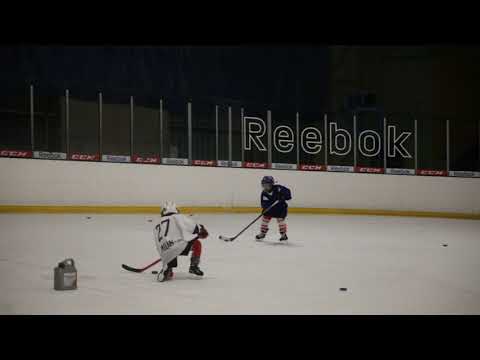 Trénink hokejové přípravky HC Zastávka