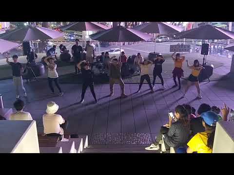 KPOP Dance Off Vol 110: Girls' Generation - The Boys