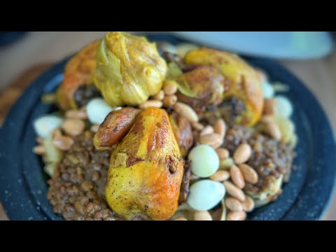 Moroccan Urfissa with chicken, lentils and semolina crepes