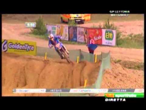 Tony Cairoli vs Clement Desalle - Sorpasso meraviglioso.avi