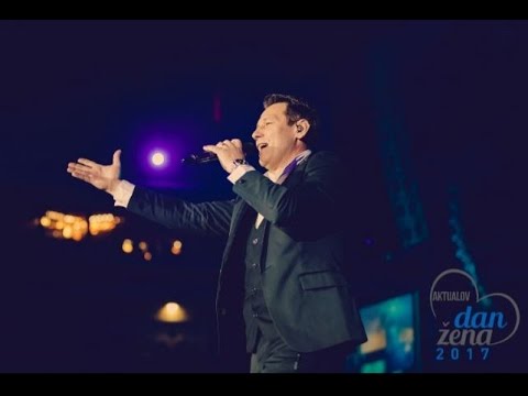Marko Vozelj - Le en centimeter (v živo - Stožice)