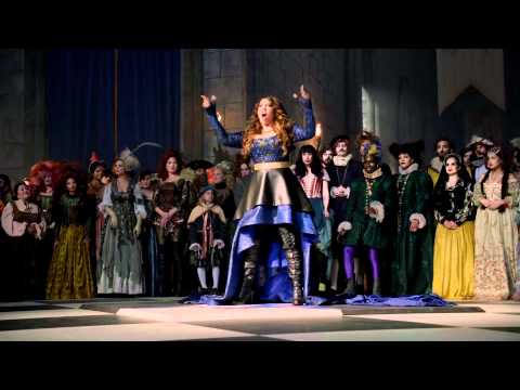 Pepsi Unleashes Elton John, Melanie Amaro Super Bowl Ad