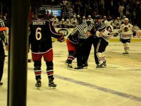 NHL-Chicago Blackhawks-Fight!