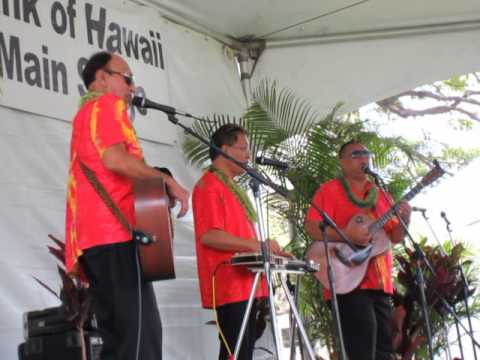 Alan Akaka & The Islanders - "Hanohano Hanalei" Medley