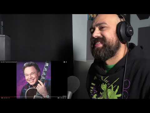 Roy Clark Reaction: Classical Guitarist react to Roy Clark Thank God And Greyhound