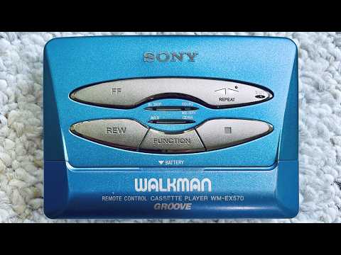 Sony WM-EX570 Walkman Cassette Player, Rare EX Blue ! Light On ! image 12