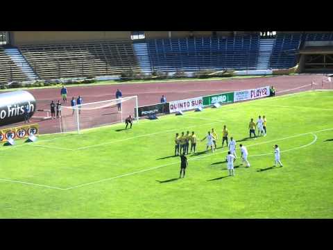 Gol de Canio ante UdeC.