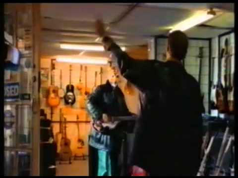 Garageland 'Kiss it all Goodbye' music video