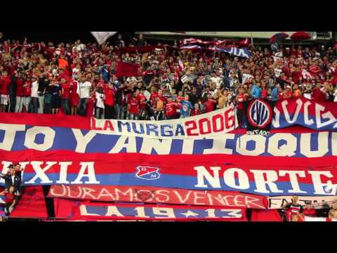 "Rojo y antioqueño  / Rexixtenxia Norte/ La Murga Del Indigente" Barra: Rexixtenxia Norte &bull; Club: Independiente Medellín