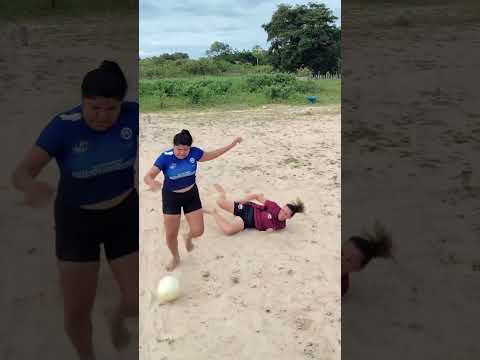 Super clássico feminino caiçarense Piauí ⚽🤩 #foo #caminhoparaumavidamelhor #penalty #futebol #sports