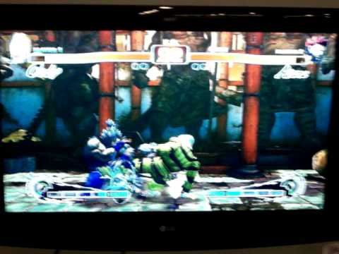 SSFIV TOURNAMENT AT GAME ON! AT UCLA JR RODRIGUEZ ( AKUMA ) VS ??? ( CODY ) ON 08-11-10