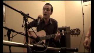 Editors - Blood (live &amp; acoustic @ Planet Claire 22-06-2005)
