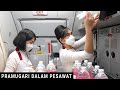 Begini Kesibukan Pramugari Batik Air Dalam Pesawat Saat Menyiapkan Menu Makan Untuk Penumpang