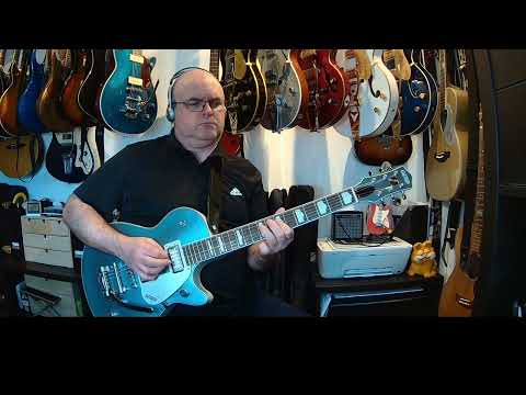 Gretsch Electromatic Jet G5230T (FilterTrons) vs. G5210T-P90 (no talking)
