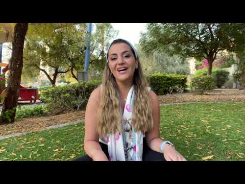 Carol Nouneh Mashup بيذكر بالخريف - Fly me to the moon - La vie en rose ^-^