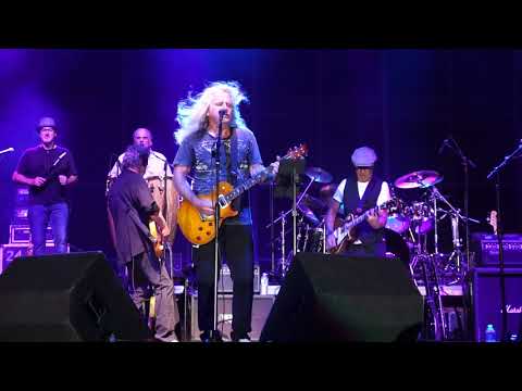 Mr Danny Powers , Michael Stanley & The  Resonators