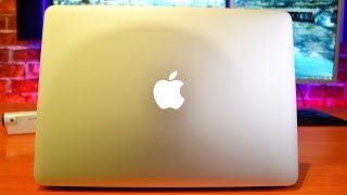 Apple MacBook Air 13" (MQD32) 2017 - відео 2