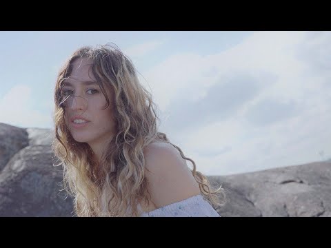 Emma Beko - Everything I'm Not (OFFICIAL MUSIC VIDEO)