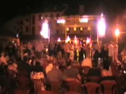 Nicola Congiu a Orio Litta canta "It's now or never" 26-8-10