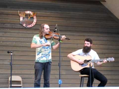 Danny Knicely Galax 2010 Fiddle Competition with Forked Deer