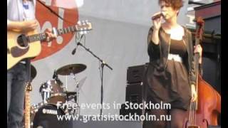 Carolina Wallin Pérez - Celsius, Live at Smaka På Stockholm, Kungsträdgården, Stockholm 4(5)