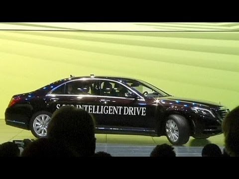 Mercedes steers towards the future with self-drive car at Frankfurt motor show