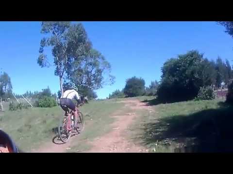Carrera 4ta Travesia Sierra de los Rocha Abril 2013 subiendo el cerro 1ª vez (1)
