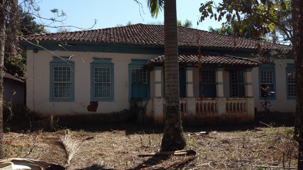 Descobrindo o Passado Sombrio: Relatos dos Escravos nesta Casa