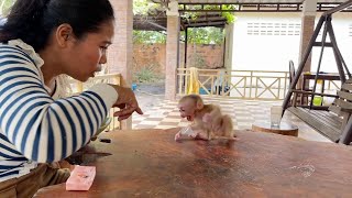 Mom Get Angry Till Advice Baby Ronaldo For B-A-D Behave