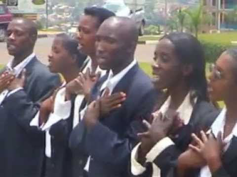 Mwami wanjye yesu uringabo inkingira _ Agape Worship Team