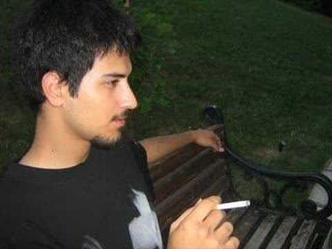 Video thumbnail for Çok Yakın