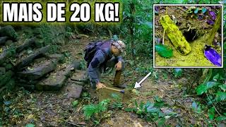 INACREDITÁVEL: enterrado HÁ 300 ANOS nas RUÍNAS DE PEDRA!