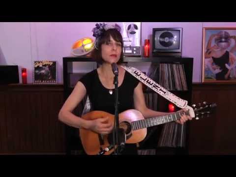 Eleni Mandell - "Wedding Ring" (Live)