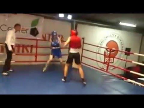 Jakub Psonak kat.60 kg kadetów Sobota bokserska 2014