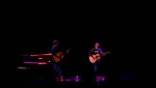 Glen Phillips playing True