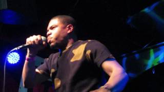 Taylor Bennett -  "Favorite Colors" (Live in Cambridge)