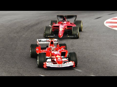 Ferrari F1 2022 vs Ferrari F1 2004 (Schumacher) at Singapore Night GP [4K 60 FPS]