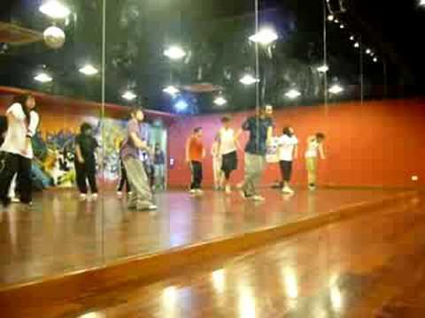 Baby Bash featuring Sean Kingston - What Is It