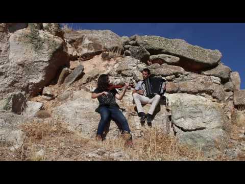 The Queen of Klezmer - Bublitschki and The happy nigun
