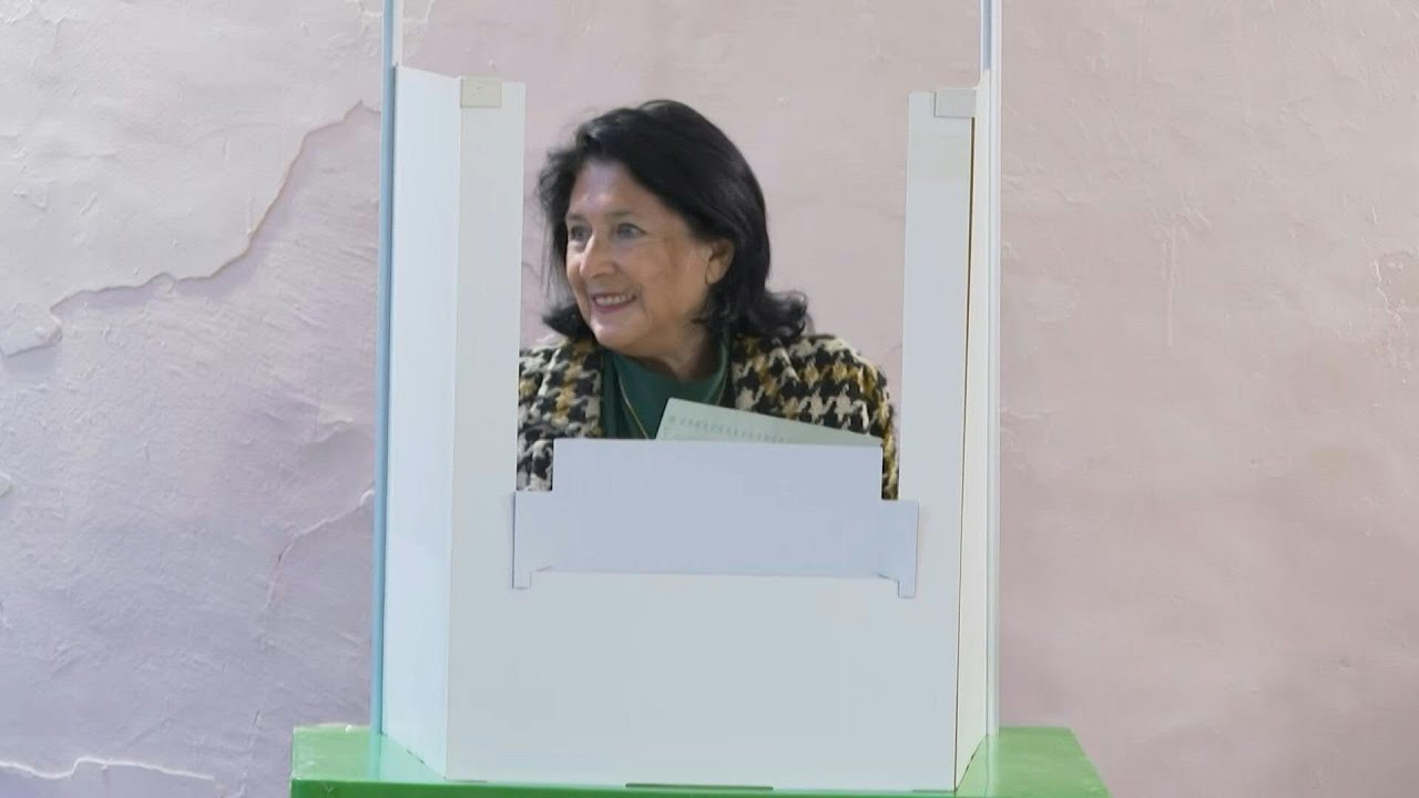 Georgia's President votes in parliamentary elections | AFP