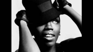 Estelle - I can be a freak