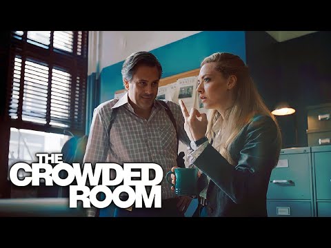 What reading serial killer book does | The Crowded Room E06 - Amanda Seyfried, Tom Holland
