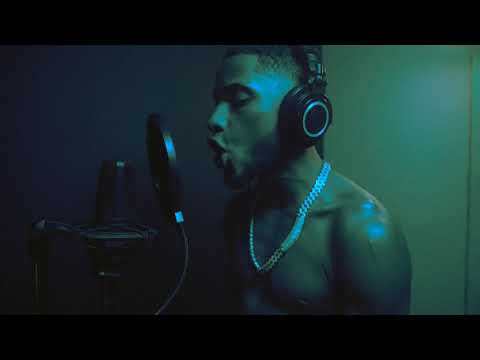 Lil Cotto - La Tengo Engancha | Official Video