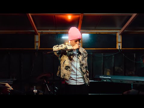 MANNS - 💊 MEDICAMENT (Clip Officiel)