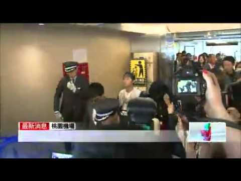 download lagu mp3 mp4 Bb Arrive, download lagu Bb Arrive gratis, unduh video klip Bb Arrive