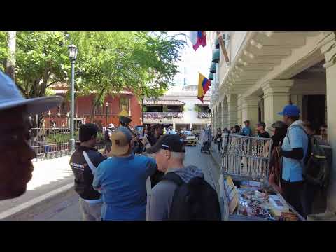 Plaza Simon Bolivar / Old Town City Center - Cartagena Columbia - ECTV