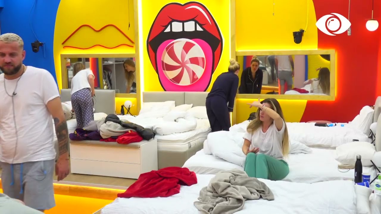 Luizi zgjon vajzat/ Olta: Nuk e kupton që më ke shkatërruar?