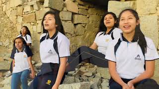 HIMNO NACIONAL DEL PERÚ - QUECHUA Estudiantes de nuestra nuestra Institución Educativa Adventista El Santa