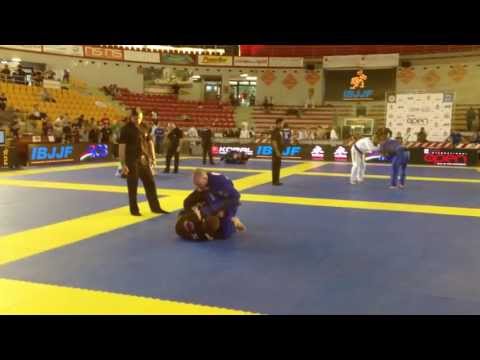 Ross Nicholls vs Thomas Johannessen - IBJJF Rome Open 2013 - Brown Adult - Open