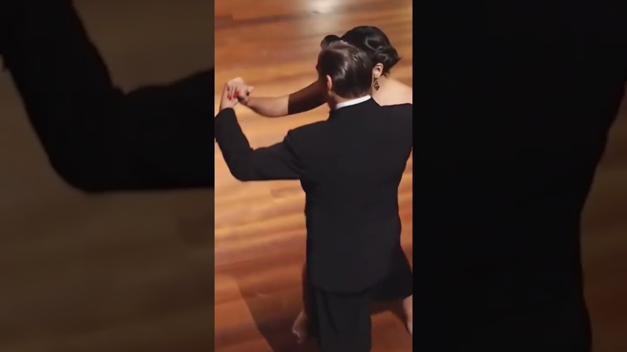 This is tango! 😍🔥 Gabriel Misse y Carla Espinoza #tango #tangoargentino #танго #tangoshow